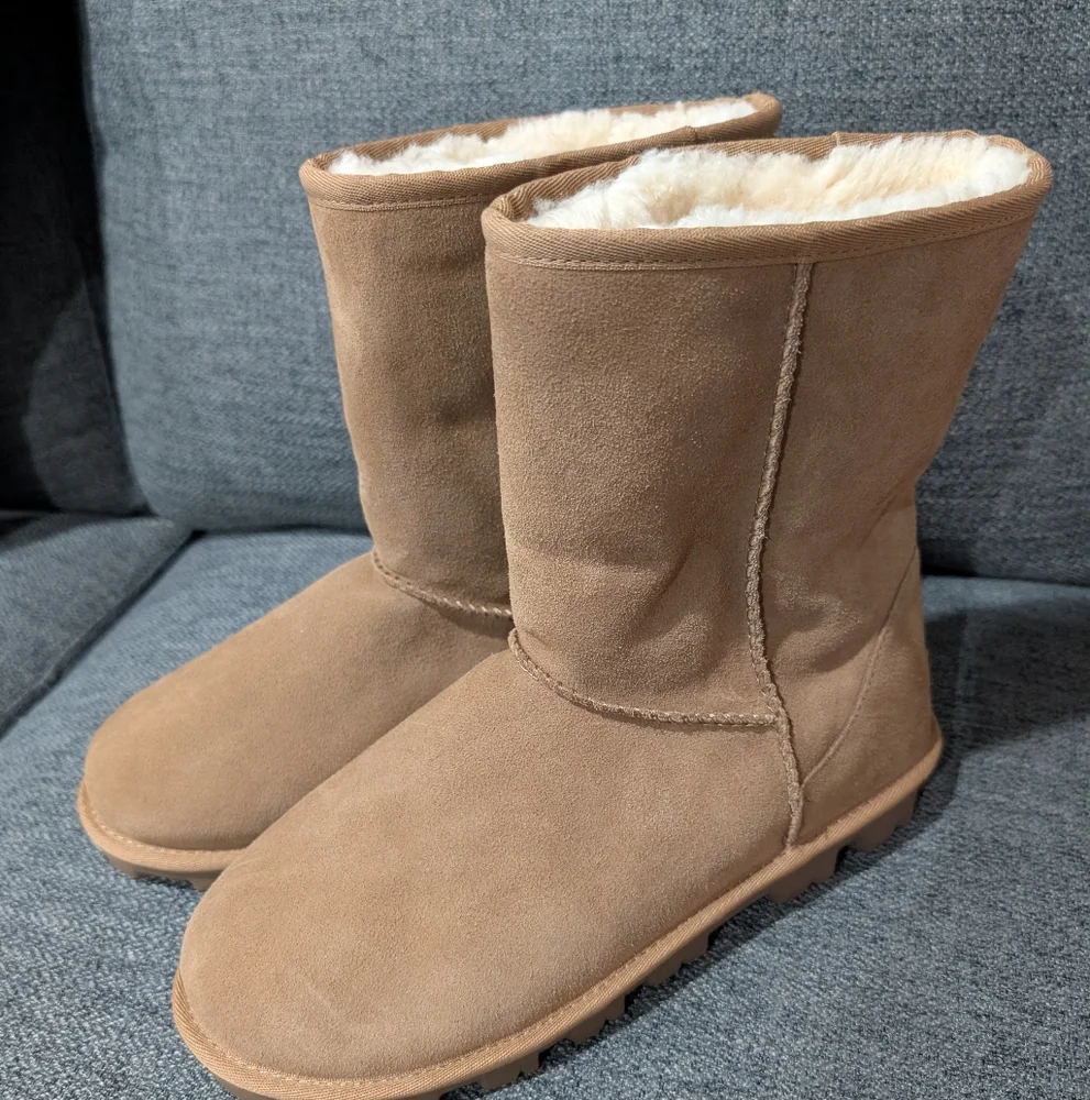 UGG Essential Bootie